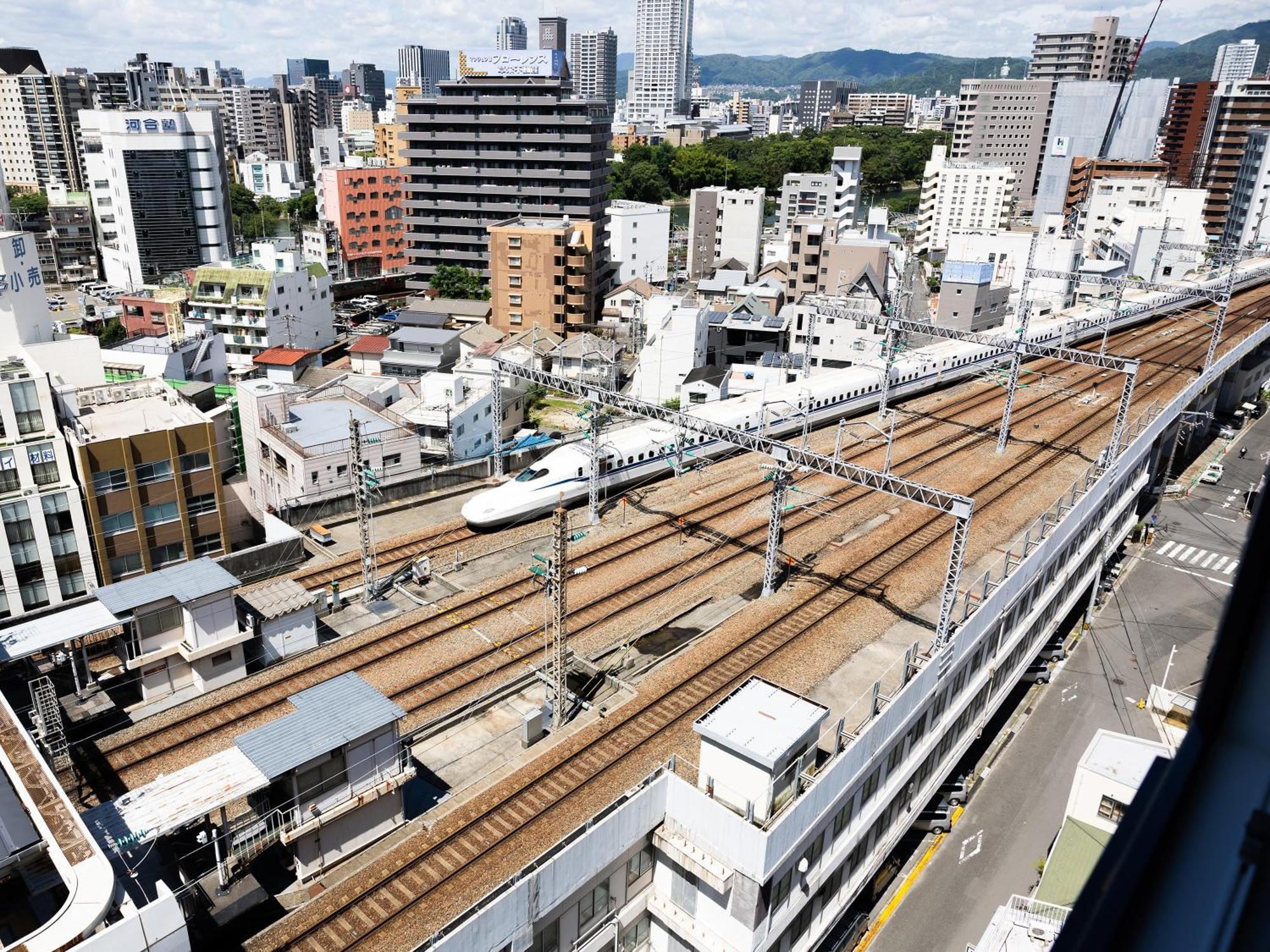 Apa Hotel Hiroshima Ekimae Shinkansenguchi Bagian luar foto